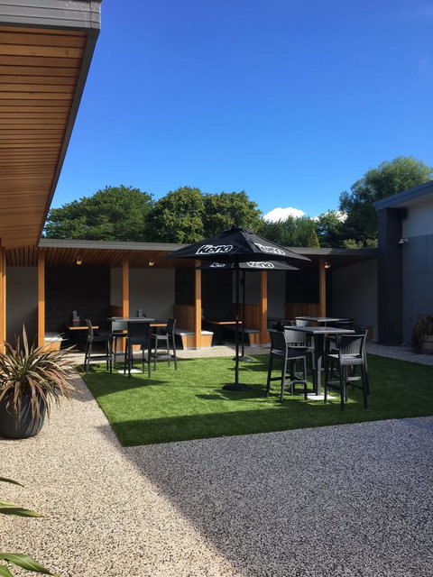 Risdon Brook Hotel - Mackay Tourism 5