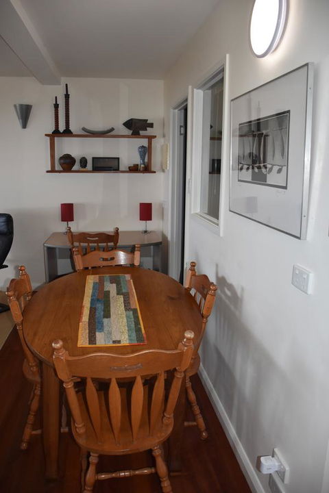 Beachside Taroona With Spa - Mackay Tourism 9