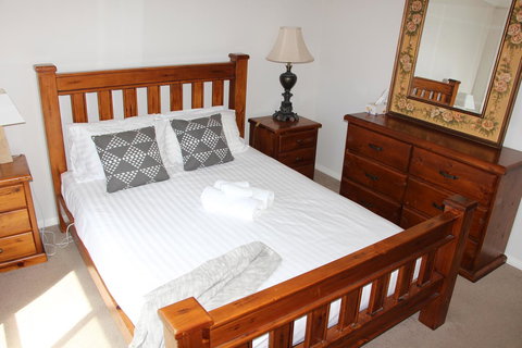 Front Row Beachfront - Mackay Tourism 8