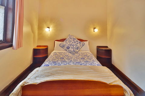Astor Private Hotel - Mackay Tourism 7