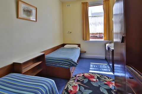Astor Private Hotel - Mackay Tourism 9