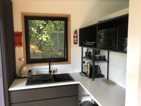 Studio SixA ... A Haven In The Heart Of Hobart - Mackay Tourism 8