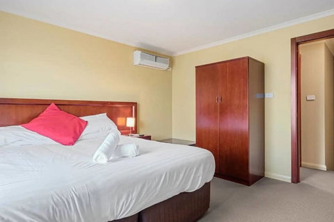 Battery Point Apartment With Car Park - Mackay Tourism 5