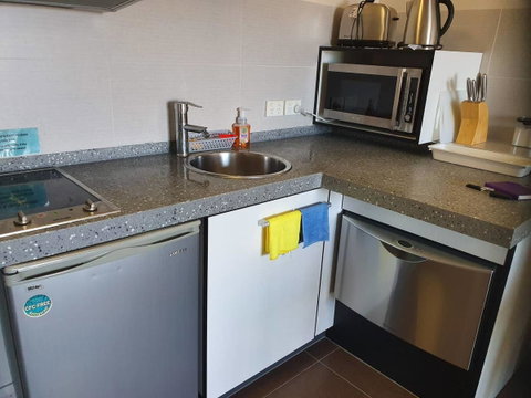 Battery Point Apartment With Car Park - Mackay Tourism 14