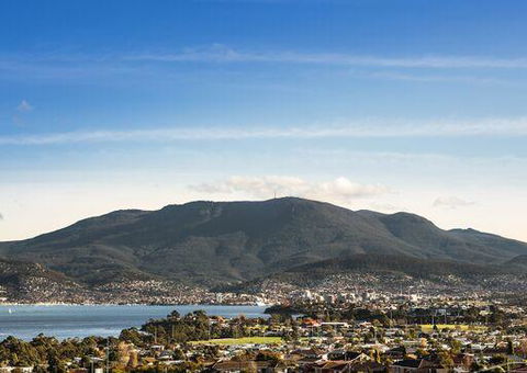 Shoreline Hotel - Mackay Tourism 15