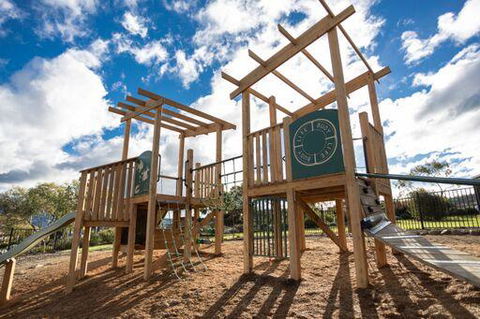 Shoreline Hotel - Mackay Tourism 11