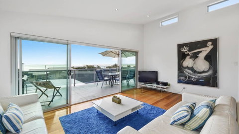 Seas The Day - Seaside Getaway - Mackay Tourism 4