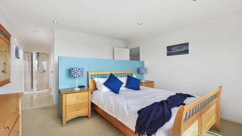 Seas The Day - Seaside Getaway - Mackay Tourism 7