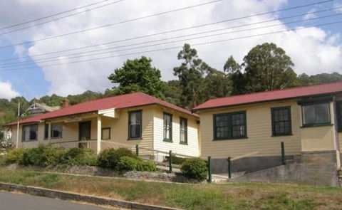 Return To Sender Lodge - Mackay Tourism 0