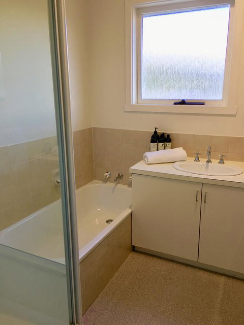 4 At 8 Townhouse Newcastle St - Mackay Tourism 9