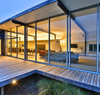 Cloudy Bay Beach House - Mackay Tourism