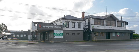 Bridge Hotel - Mackay Tourism 13