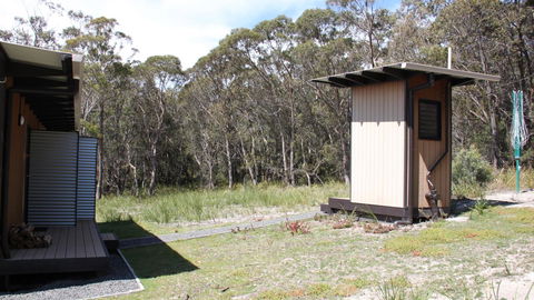 BAY OF FIRES ECO HUT Off Grid Experience At Binalong Bay - Mackay Tourism 18