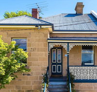WEST NEST  Classic 3BR Hobart Terrace BEST Location View Close to City - Mackay Tourism