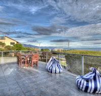 Blue Waves - Mackay Tourism