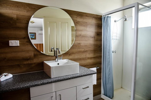 Hobart Tower Motel - Mackay Tourism 13