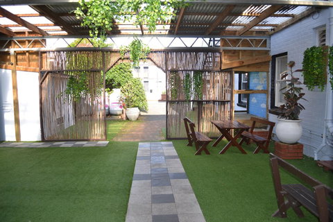 Hobart Tower Motel - Mackay Tourism 6