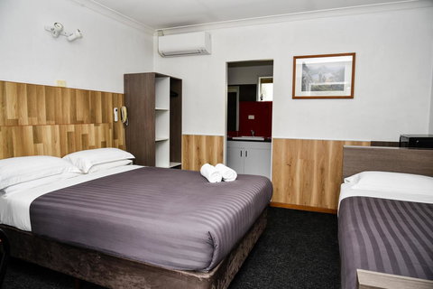 Hobart Tower Motel - Mackay Tourism 9
