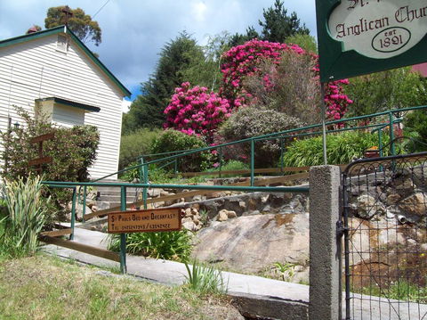 St. Pauls Bed & Breakfast - Mackay Tourism 16