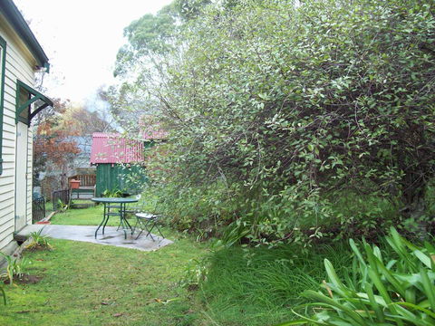 St. Pauls Bed & Breakfast - Mackay Tourism 21