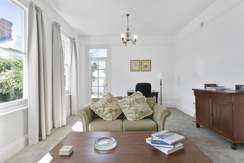 Amberley - Mackay Tourism 13