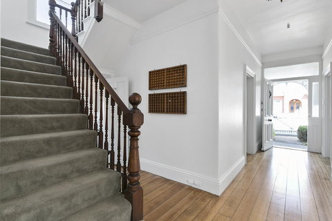 Amberley - Mackay Tourism 24