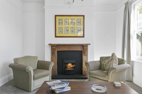 Amberley - Mackay Tourism 15