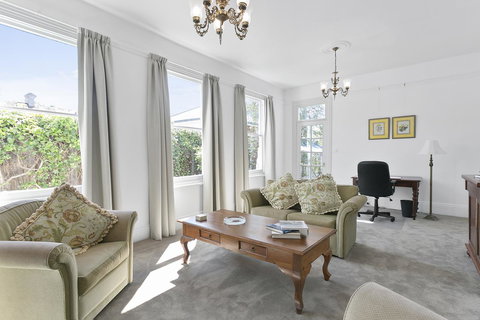 Amberley - Mackay Tourism 14