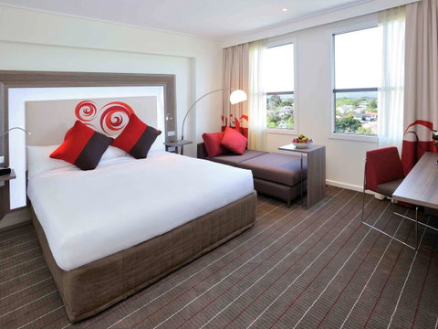 Novotel Melbourne Glen Waverley - Mackay Tourism 1