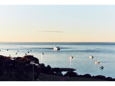 Hotel Sorrento - Mackay Tourism 22