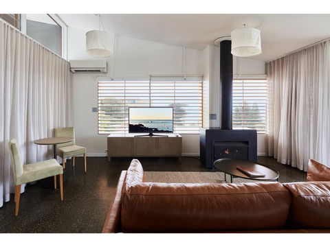 Hotel Sorrento - Mackay Tourism 6