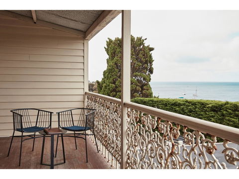 Hotel Sorrento - Mackay Tourism 1