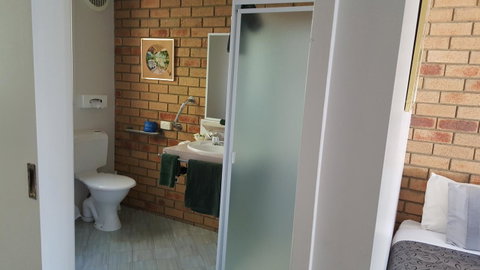 The Balnarring Motel - Mackay Tourism 35