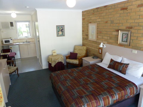 The Balnarring Motel - Mackay Tourism 20