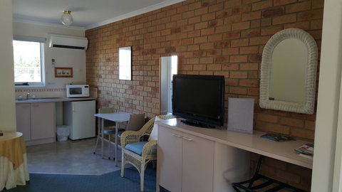 The Balnarring Motel - Mackay Tourism 41