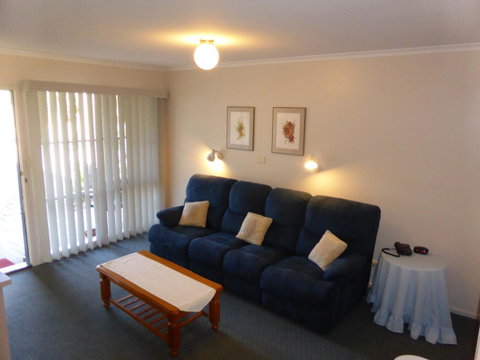 The Balnarring Motel - Mackay Tourism 26
