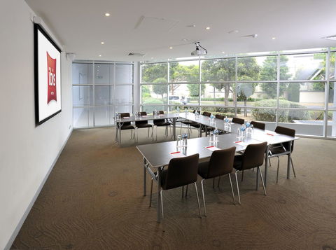 Ibis Melbourne - Glen Waverley - Mackay Tourism 29