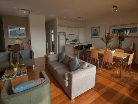 Great Ocean Road Resort - Mackay Tourism 1