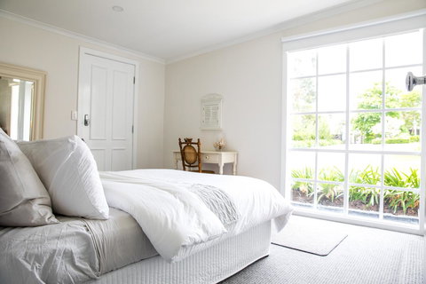 The Cottage - Mackay Tourism 21