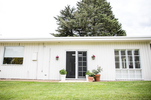 The Cottage - Mackay Tourism 9