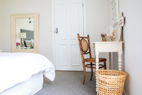 The Cottage - Mackay Tourism 19