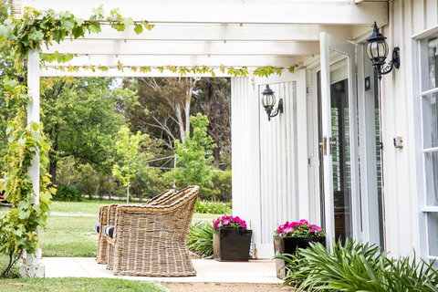 The Cottage - Mackay Tourism 10