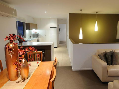 The Victoria Apartments - Mackay Tourism 40