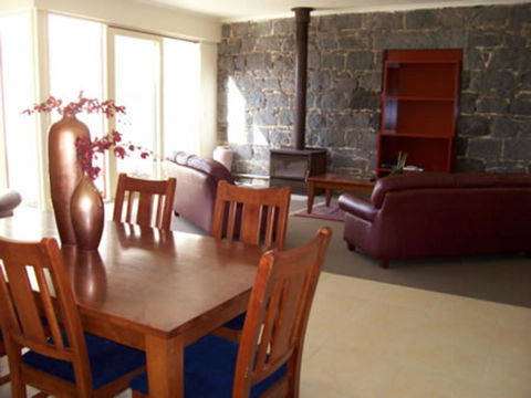The Victoria Apartments - Mackay Tourism 31