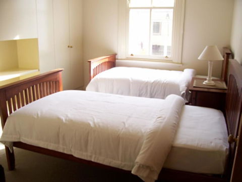 The Victoria Apartments - Mackay Tourism 22