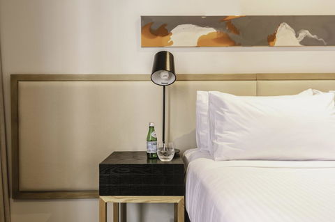Brady Hotels Central Melbourne - Mackay Tourism 18