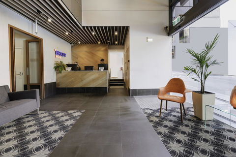 Brady Hotels Central Melbourne - Mackay Tourism 11