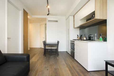 Mono Apartments On La Trobe Street - Mackay Tourism 7