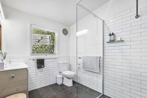 Bilinga Cottages - Mackay Tourism 7