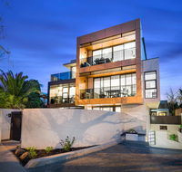 Manhattan Apartments - Caulfield North - Mackay Tourism